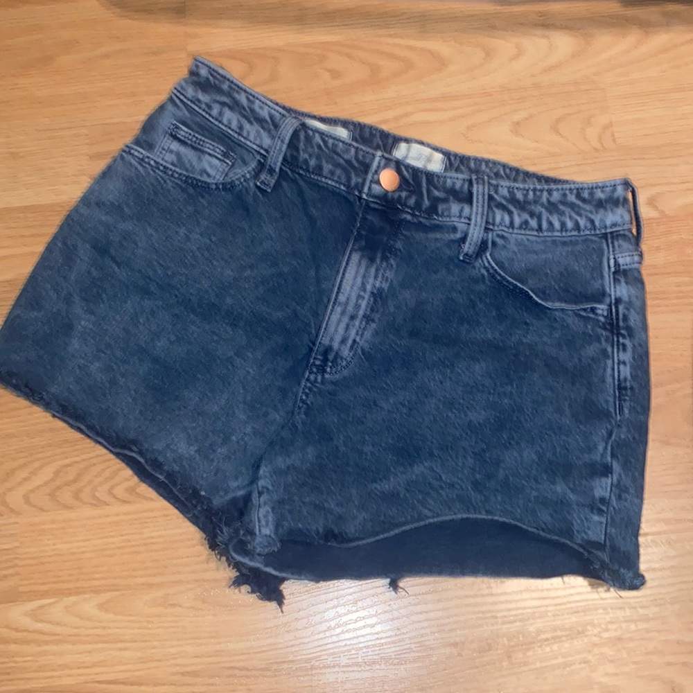 Universal threads vintage midi size 10
